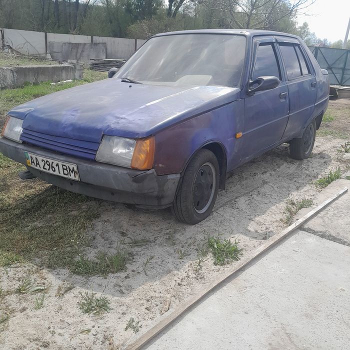 Продам авто мобиль славуту