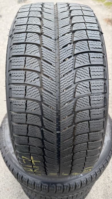 Шини зимові 225/45 r17 Michelin  стан нових