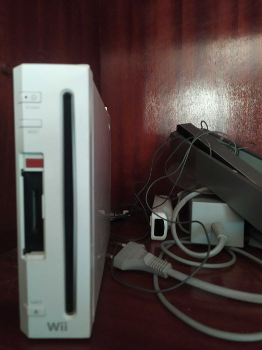 Wii console with mat and game64738485788547121