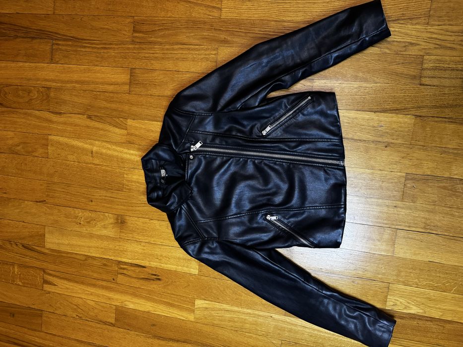 Косуха кожанка чорная черная коротка H&M