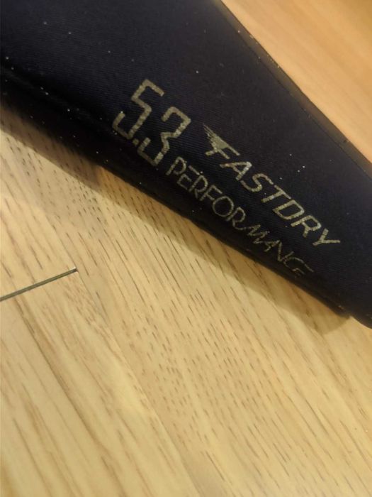 Fato de surf 5,3 - Deeply.64584408294658121