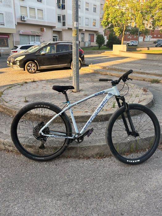 C100 bike de grau