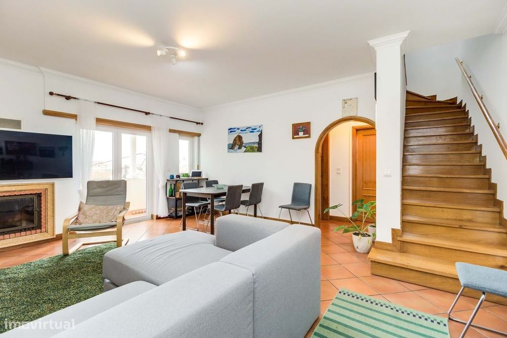 Duplex T2, em Santa Cruz, Torres Vedras