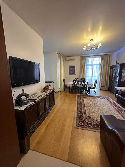 Оренда квартири 4 кім.+ паркінг вул. Гординських (новобуд).