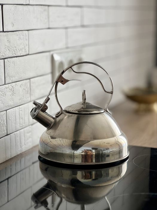 2-кімнатна у новобудові 70 м2 з елітним ремонтом та меблями. (4й Тавр)