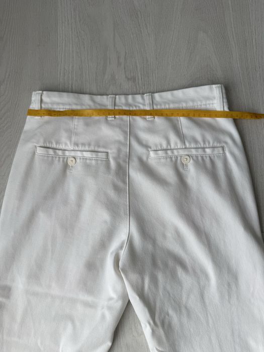 Чоловічі білі брюки zara