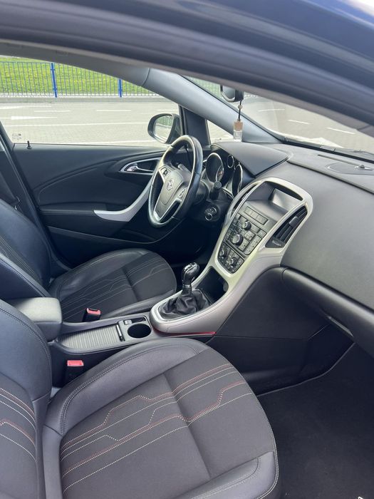 Opel Astra j 1.7 дизель
