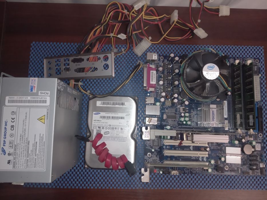 Комплект материнська плата процесор оперативна пам'ять відеокарта