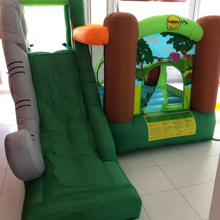 Insuflável criança até 11 anos