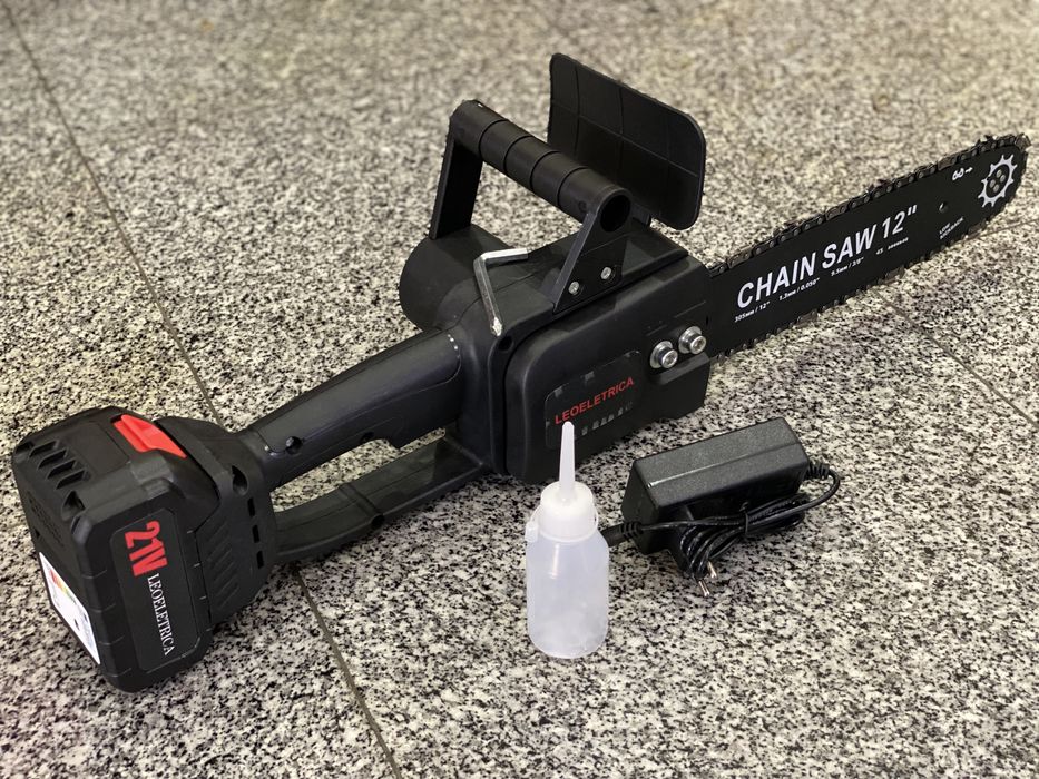 Motoserra elétrica a bateria