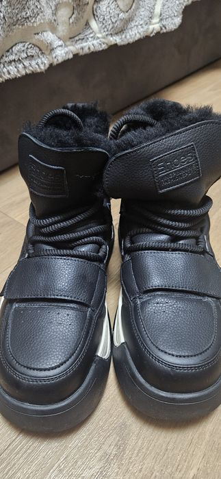 Зимові шкіряні чоботи кросівки