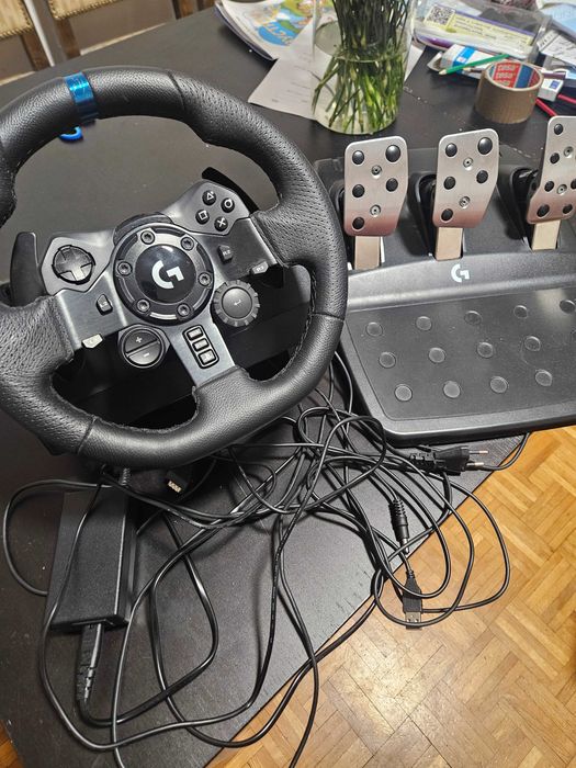 Ігровий руль Logitech G923