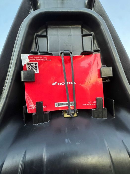 Honda PCX 125 (Excelente Estado)