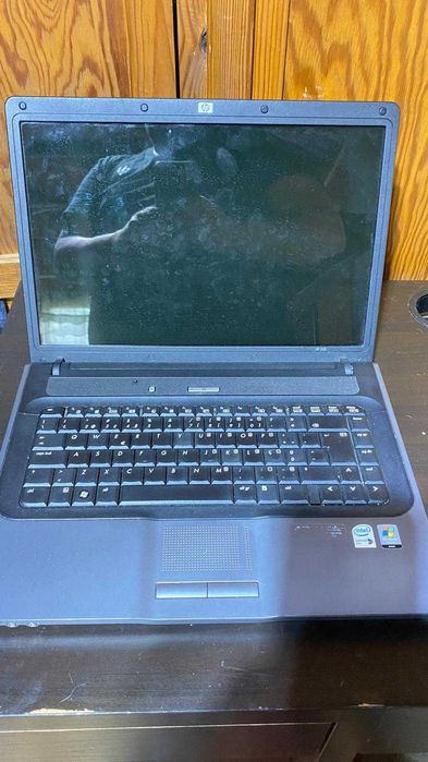 Computador Portatil Antigo -  muito bem estimado e funcional