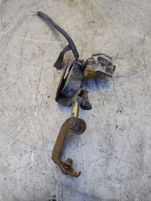 Czujnik Poziomowania Świateł Xenon Opel Vectra C Rybnik • OLX.pl