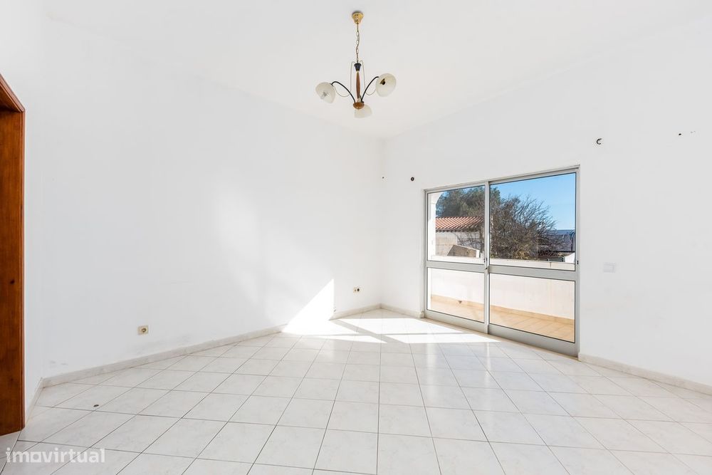 Moradia T5 com mais de 200m2 em Boliqueime