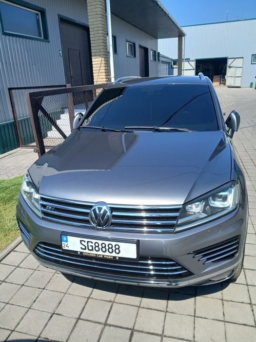Продам Volkswagen Touareg R line