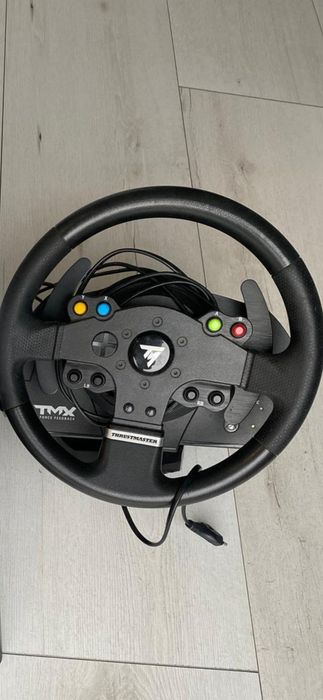 Kierownica thrustmaster TMX PRO