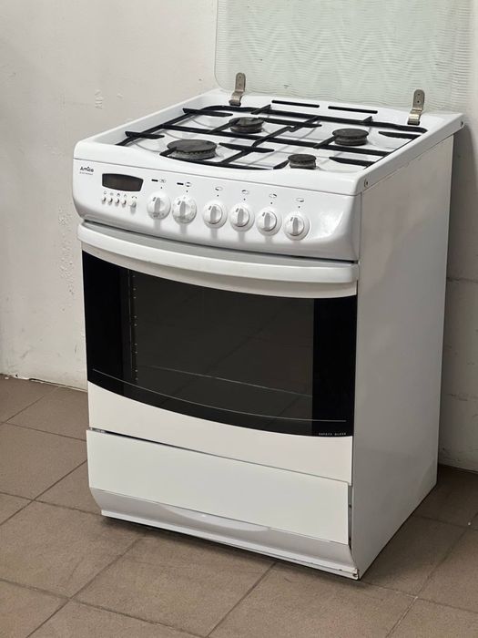 Плити Газові  з Європи Beko    CSE52320DW