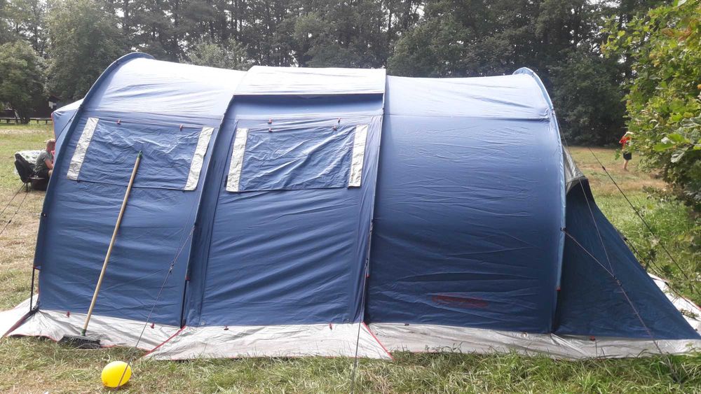 Zajefajny namiot urlop camping nocleg