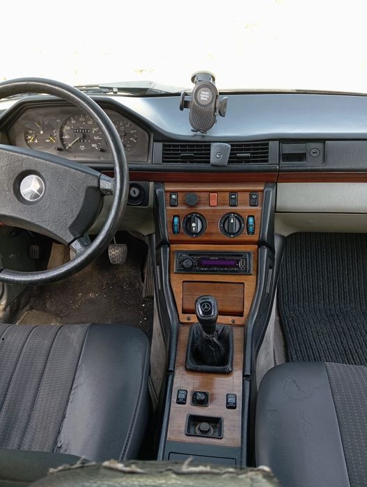 Mereces w124 200d