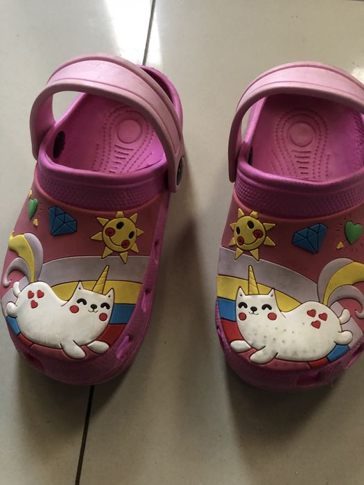 Kroksy, klapki, buty na basen 23-25