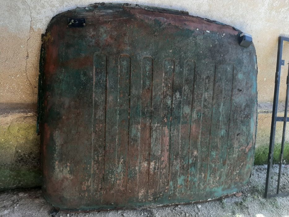 2 peças ferro velho para venda.