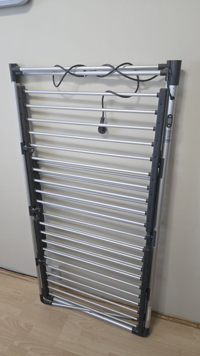 Black Decker suszarka elektryczna do ubrań.