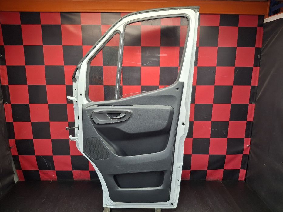 Porta frente direita MERCEDES-BENZ Sprinter 3,5-t (907, 910)