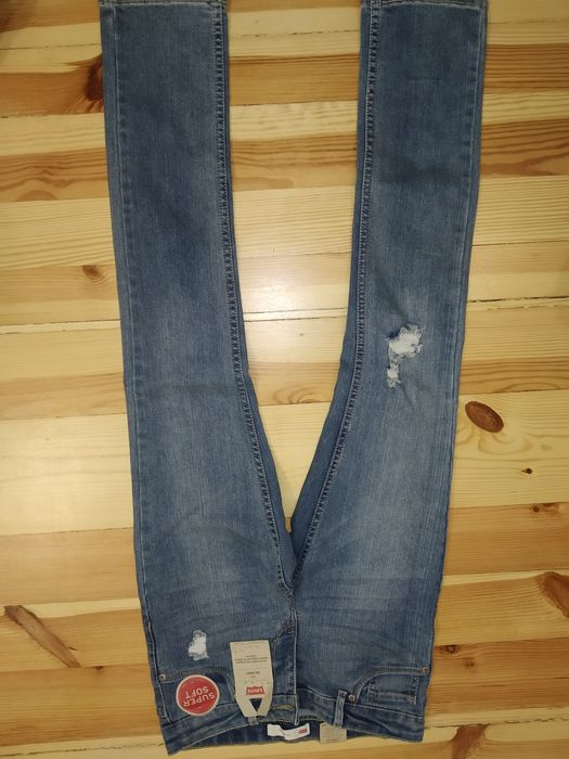 Spodnie damskie Levi's