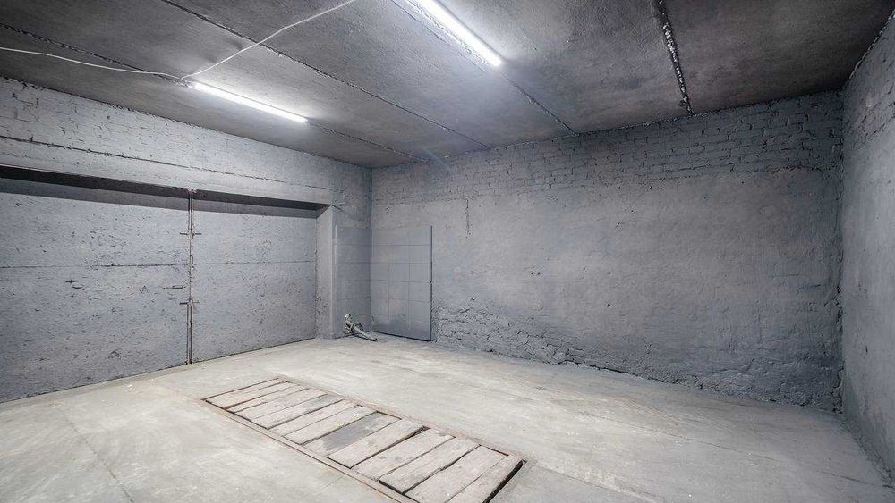 Бокси СТО район Бобровиця детейлінг рихтовка шиномонтаж