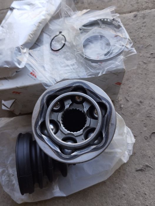 Зовнішній шруз опель