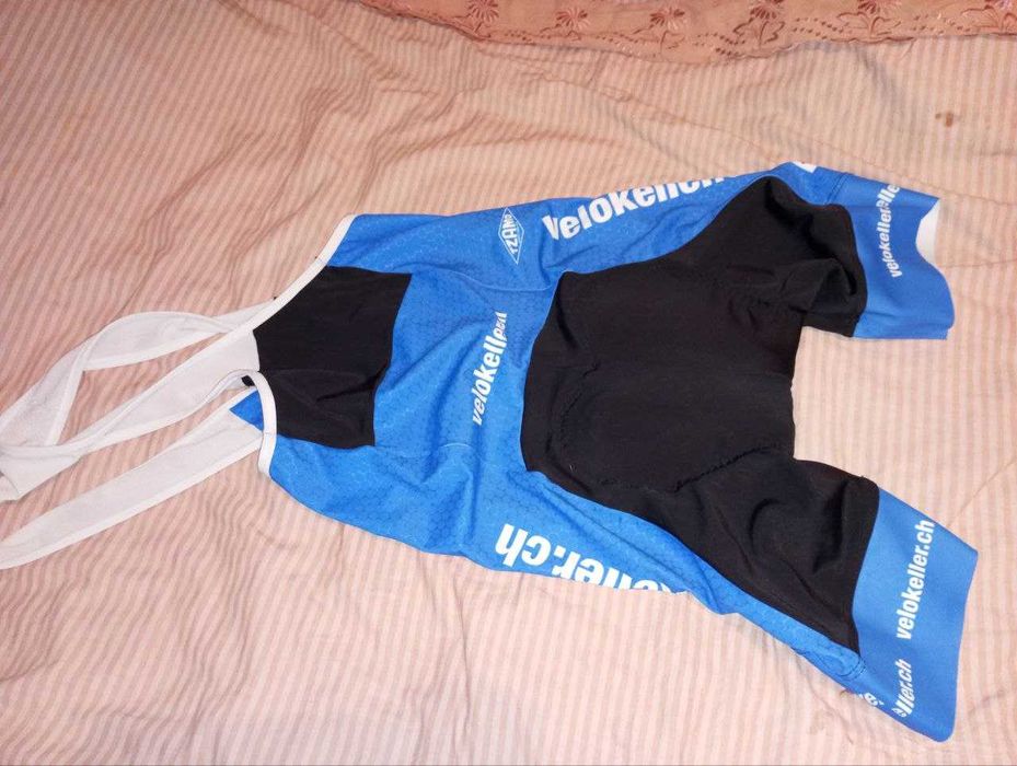 Велошорты на лямках, мсужские, р. М (44-46), б/у, Италия