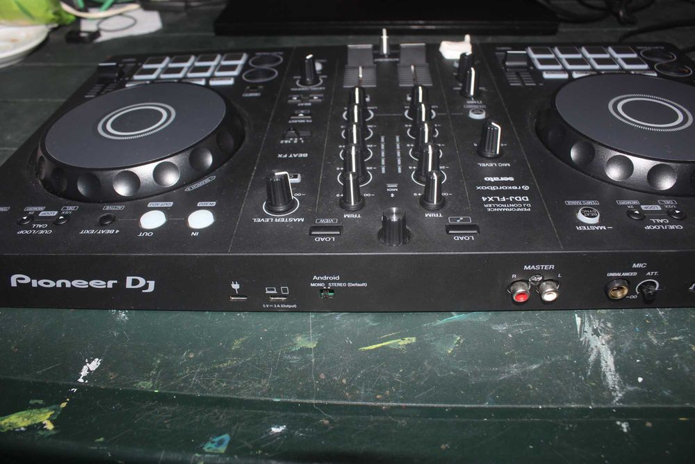 Pioneer DDJ FLX4