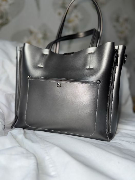 Продам Жіночу сумочку Alex Rai