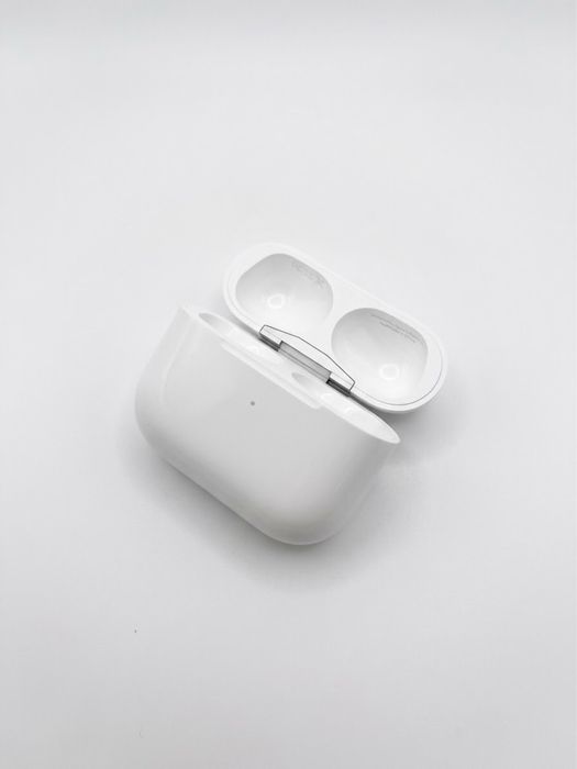 Apple Airpods 4 ANC case