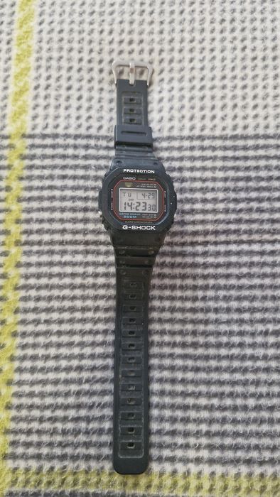 O 1o Casio Gshock DW5000