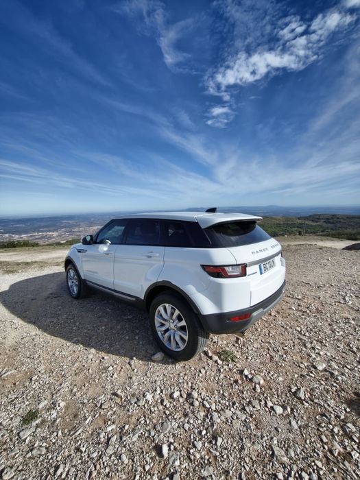 Land Rover Range Rover Evoque 2.0d — photo 2