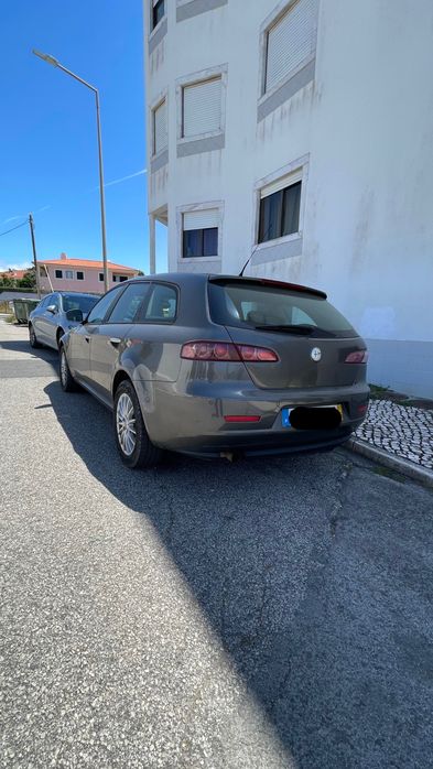 Vendo Alfa romeu 159 motor 1.9  8V  jtd
