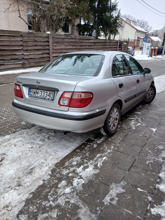 Almera 1.8 B niski przebieg