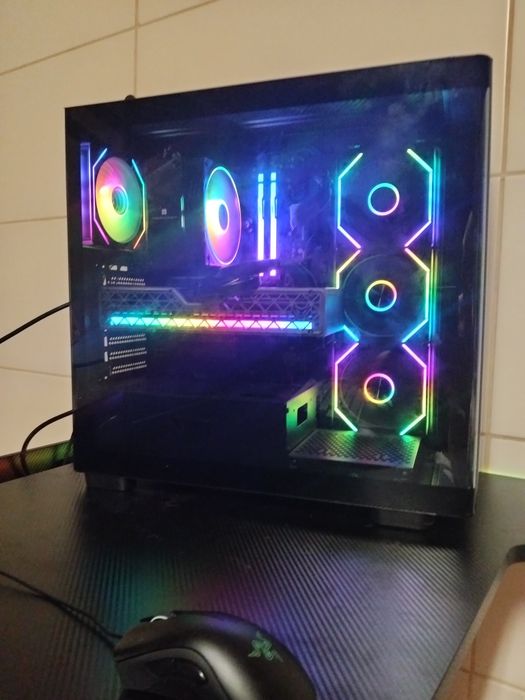 pc gaming - ryzen 5 7600 - RTX 5070 - 32GB - 1TB