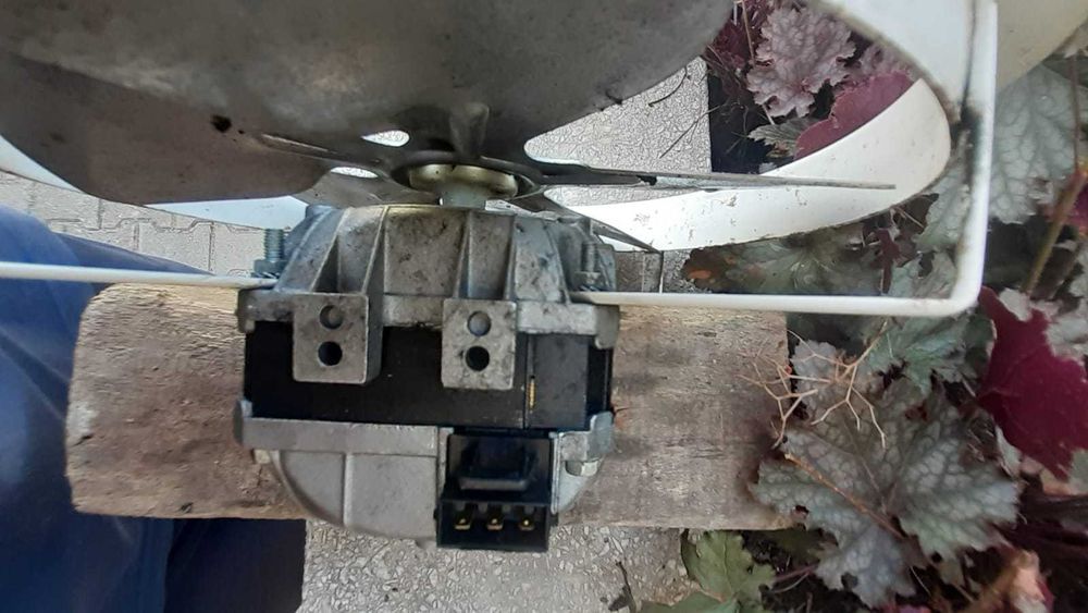 Wentylator 82E 230V