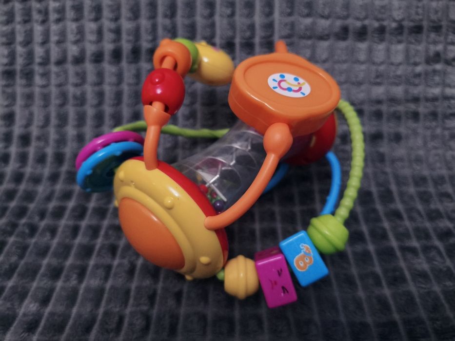 Kolorowa edukacyjna kula grzechotka Hola 929 używana super stan