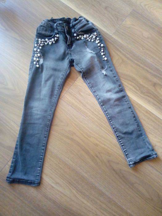 Spodnie roz. 128