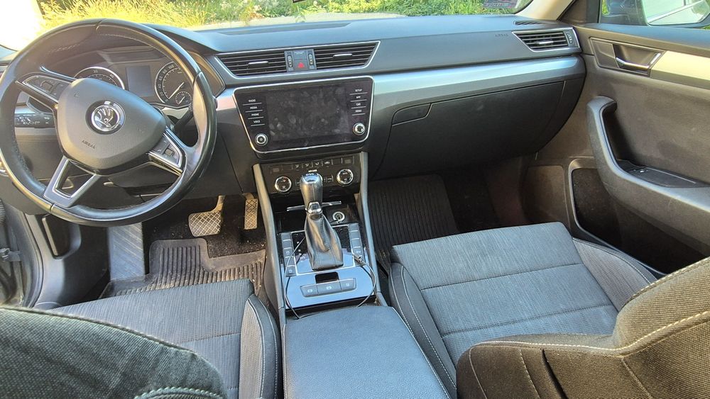 Samochód Skoda Superb