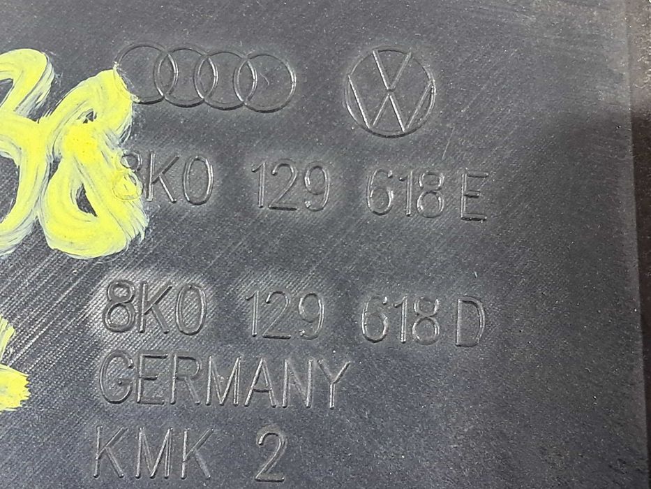 AUDI A4 B8 A5 8T Lift wlot dolot kierownica powietrza