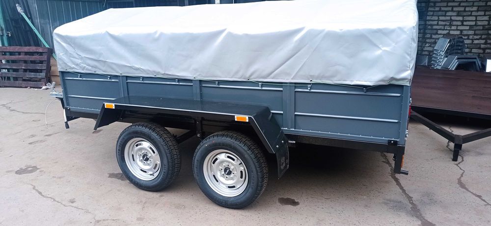 Двовісний автомобільний причіп від виробника.