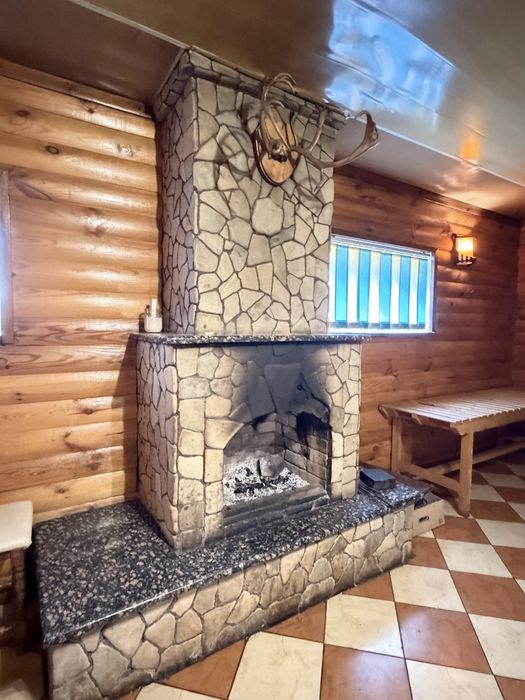 Продається комерційне приміщеня