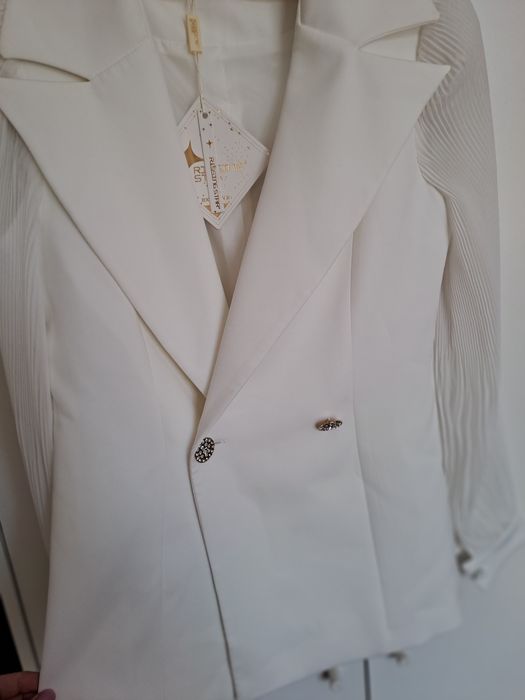 Garnitur damski biały