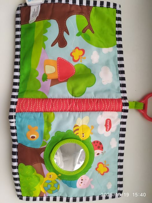 М'яка розвиваюча книжечка Tiny Love для найменших дітей